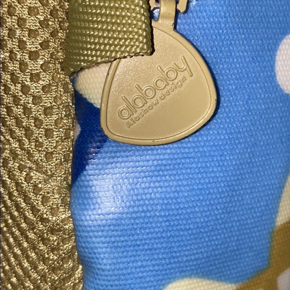 Baby Back Pack 👶🏼 - Picture 4 of 7
